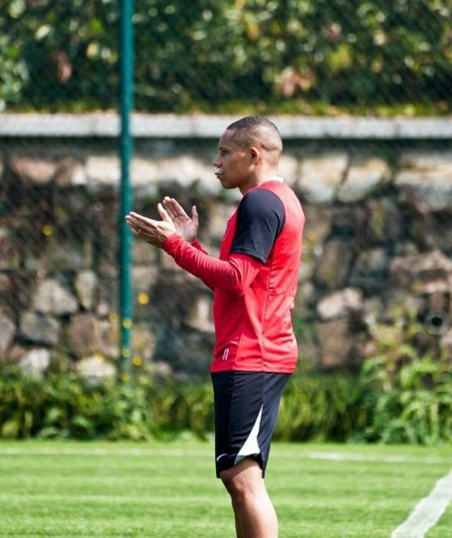 体育娱乐-中超2名外援昨天赛后同时感叹：中国非常安全，在这里很幸福！|河南队|巴西|姆布拉|法甲|意甲_新浪体育_新浪新闻